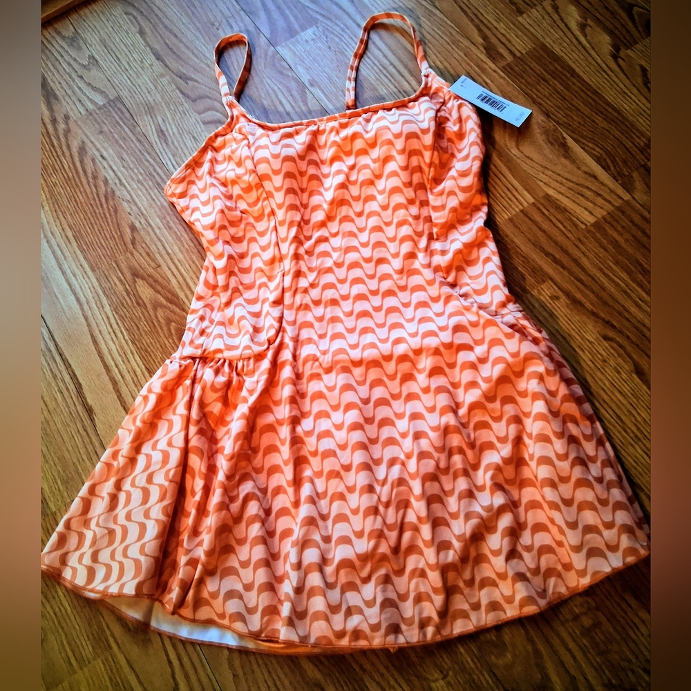 NWT MS. DAISY Ladies One Piece Swimsuit, skirt Style Oranges Shades Sz 12
